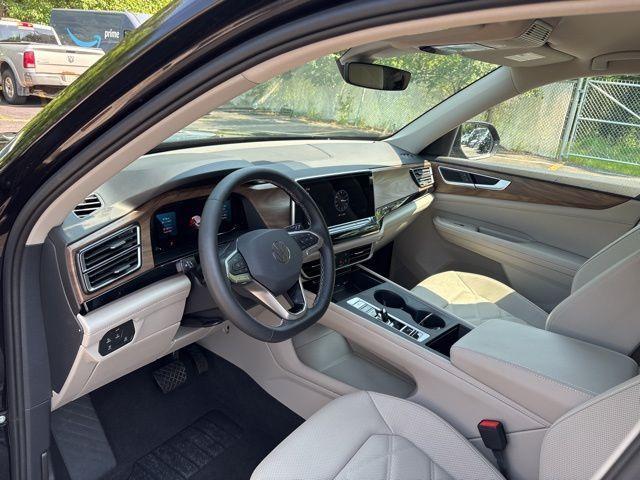 used 2024 Volkswagen Atlas car, priced at $35,000