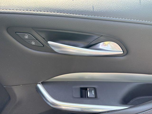 used 2023 Cadillac XT4 car, priced at $25,636