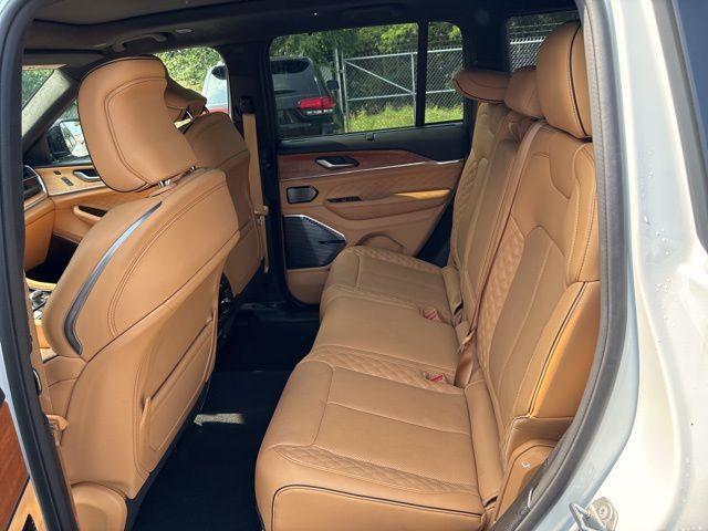 used 2022 Jeep Grand Cherokee car, priced at $39,445