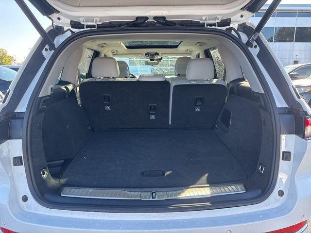 used 2022 Jeep Grand Cherokee car, priced at $35,500