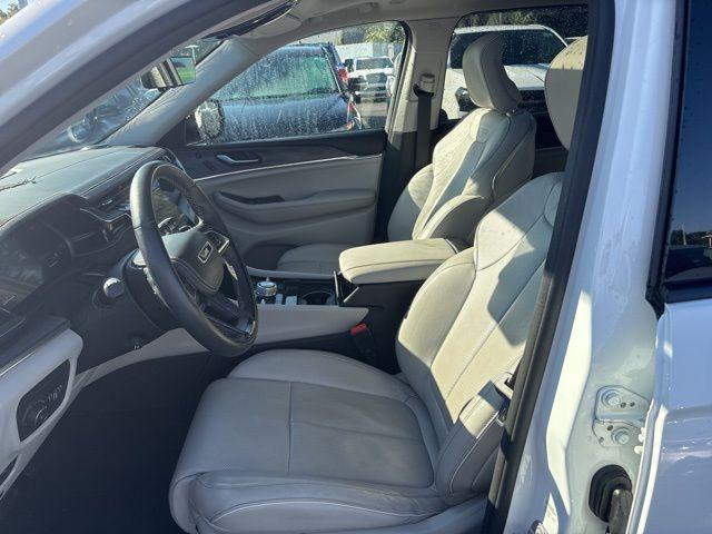 used 2022 Jeep Grand Cherokee car, priced at $35,500