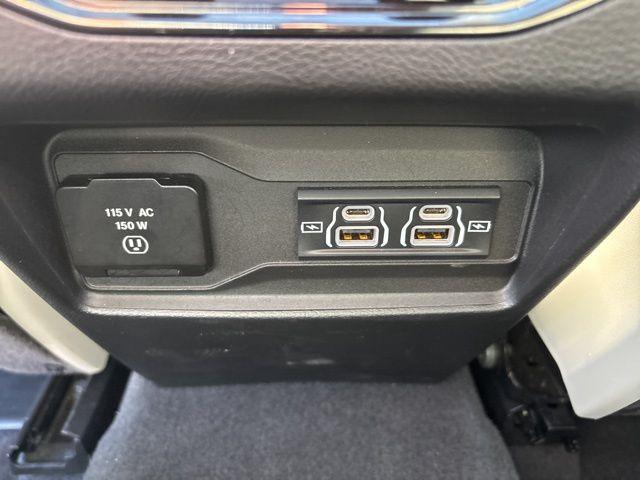 used 2022 Jeep Grand Cherokee car, priced at $35,500