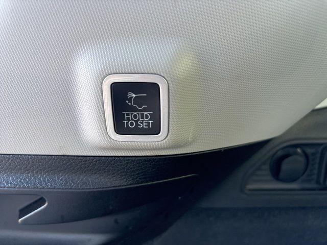 used 2022 Jeep Grand Cherokee car, priced at $35,500