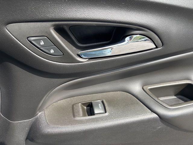 used 2023 Chevrolet Equinox car, priced at $24,000