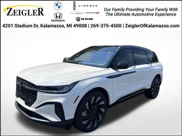 used 2024 Lincoln Nautilus car, priced at $50,000
