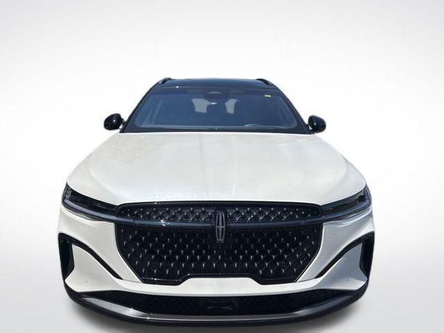 used 2024 Lincoln Nautilus car, priced at $50,000