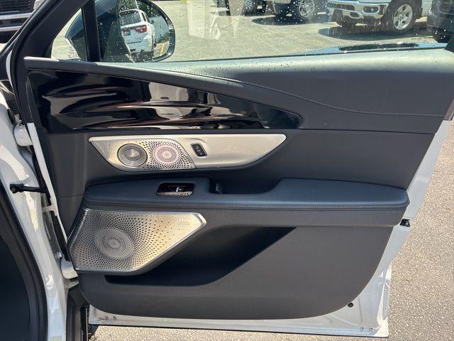 used 2024 Lincoln Nautilus car, priced at $50,000