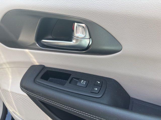 used 2024 Chrysler Pacifica car, priced at $33,435