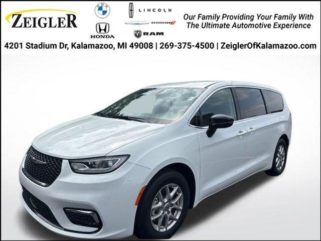 used 2024 Chrysler Pacifica car, priced at $33,750