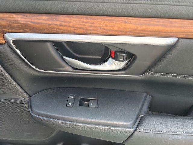 used 2022 Honda CR-V car, priced at $31,000
