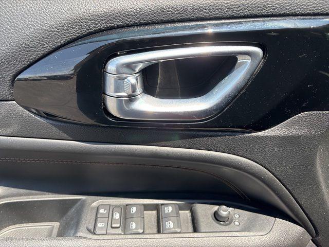 used 2022 Jeep Compass car, priced at $24,500