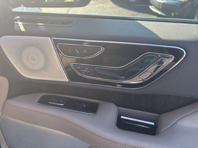 used 2024 Lincoln Navigator car, priced at $75,000