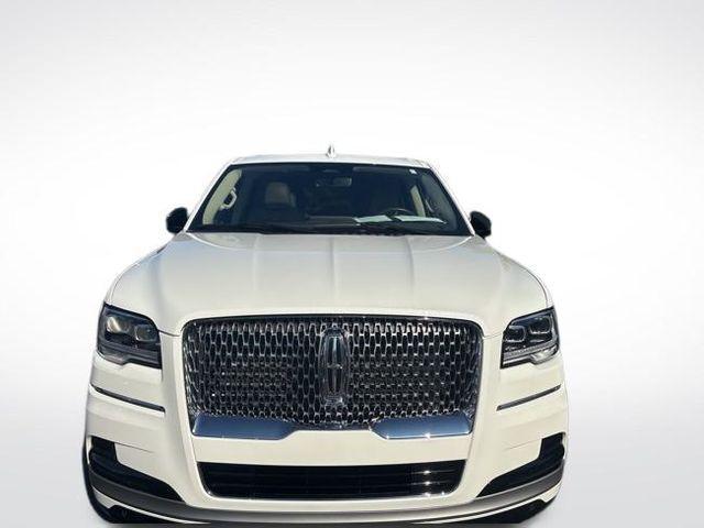 used 2024 Lincoln Navigator car, priced at $75,000