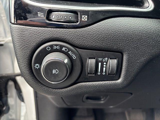 used 2021 Jeep Cherokee car, priced at $17,672