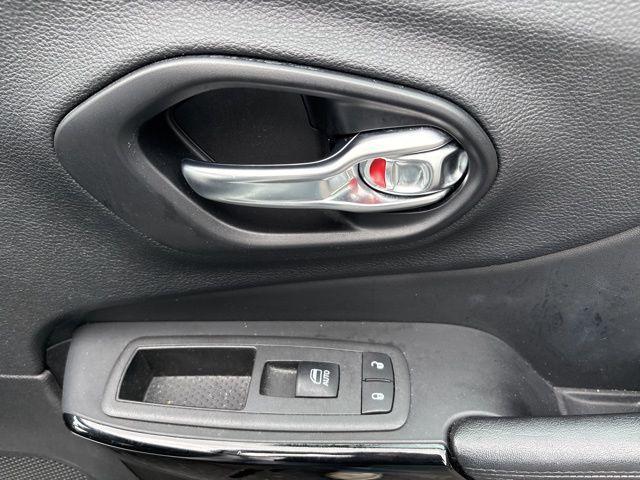 used 2021 Jeep Cherokee car, priced at $17,672