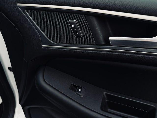 used 2022 Ford Edge car, priced at $45,000