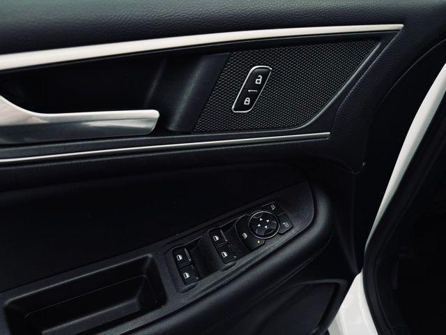 used 2022 Ford Edge car, priced at $45,000