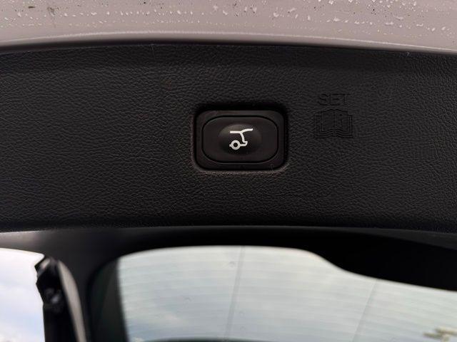 used 2022 Ford Edge car, priced at $45,000