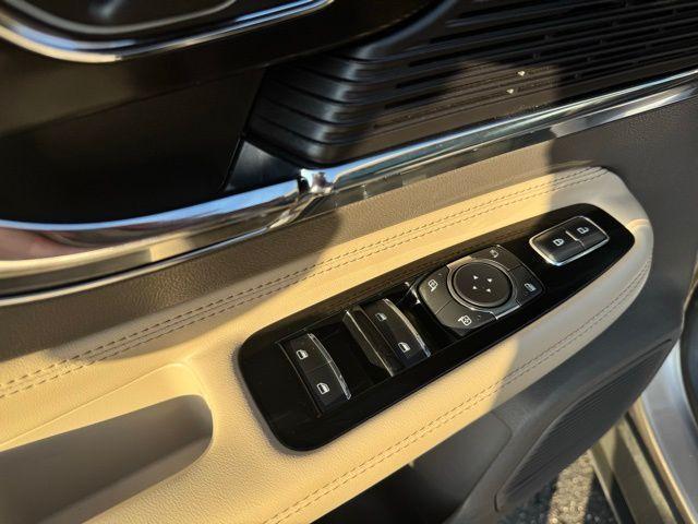 used 2021 Lincoln Corsair car, priced at $27,000