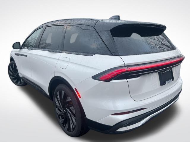 new 2025 Lincoln Nautilus car