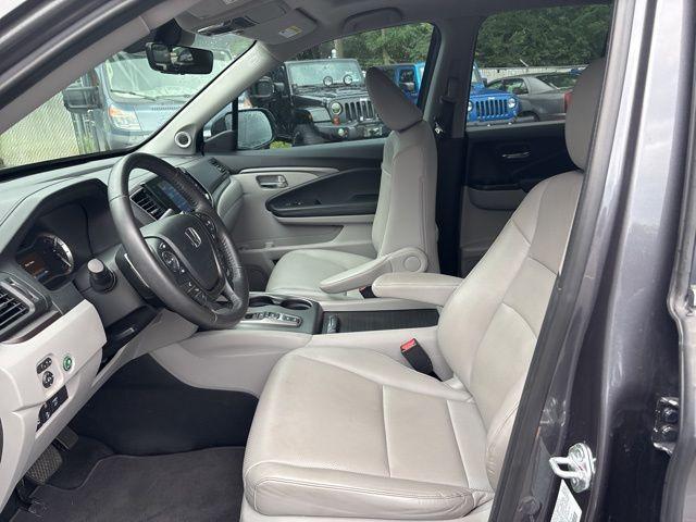 used 2023 Honda Ridgeline car, priced at $33,685