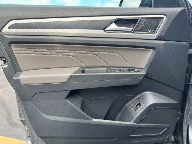 used 2022 Volkswagen Atlas car, priced at $32,000