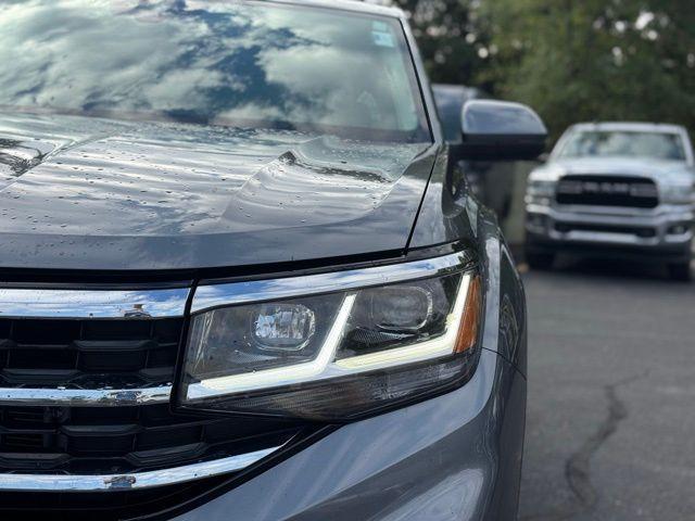 used 2022 Volkswagen Atlas car, priced at $32,000