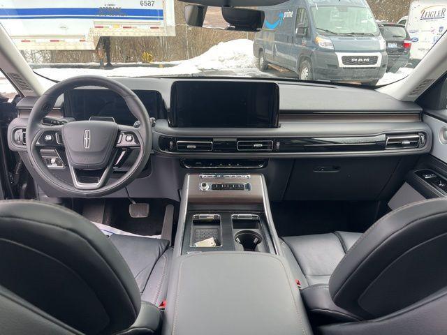 new 2025 Lincoln Aviator car