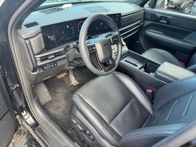 used 2025 Hyundai Santa Fe car, priced at $38,000