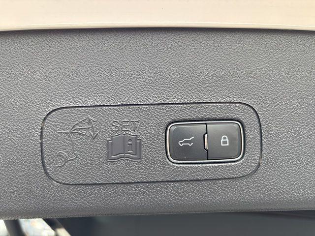 used 2025 Lincoln Aviator car, priced at $66,000