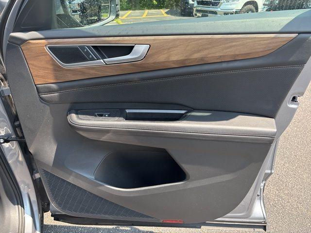 used 2024 Volkswagen Atlas car, priced at $33,500