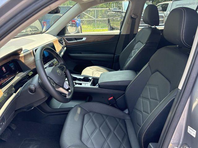 used 2024 Volkswagen Atlas car, priced at $33,500