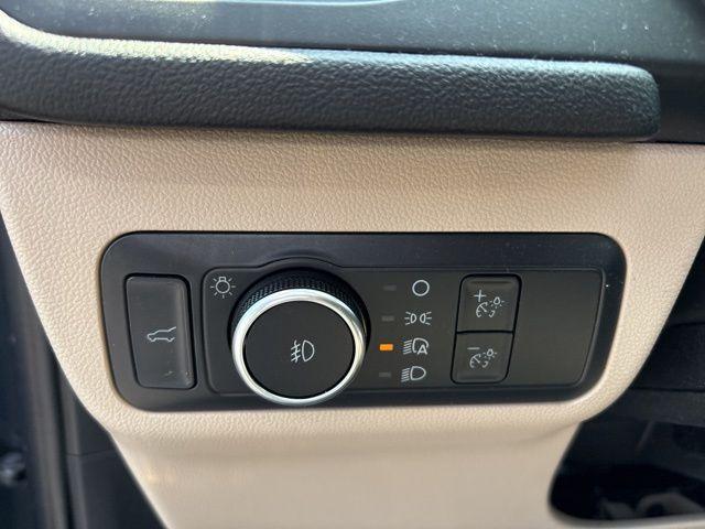 used 2022 Ford Escape car, priced at $26,000