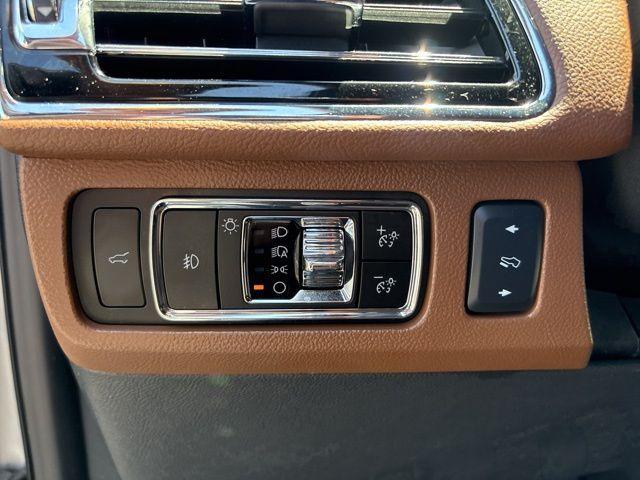 used 2024 Lincoln Navigator car, priced at $81,000