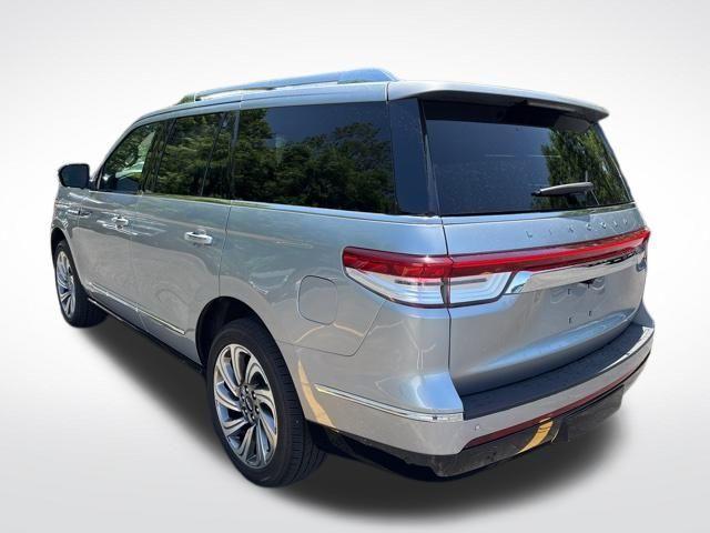used 2024 Lincoln Navigator car, priced at $81,000