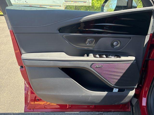 new 2024 Lincoln Nautilus car