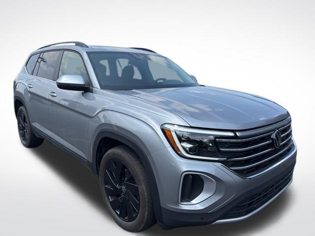 used 2024 Volkswagen Atlas car, priced at $33,000
