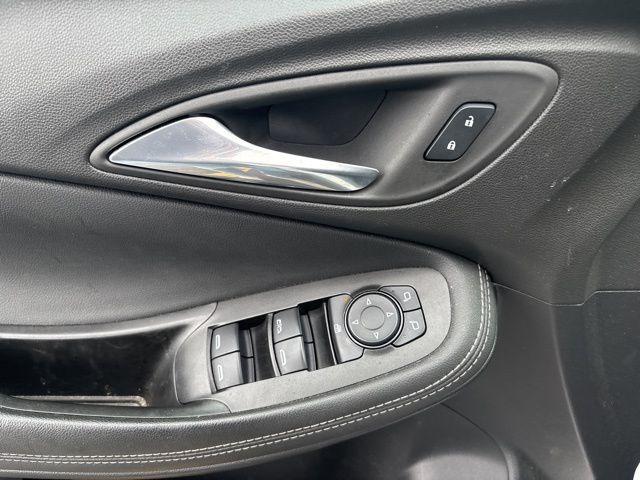 used 2022 Buick Encore GX car, priced at $21,500