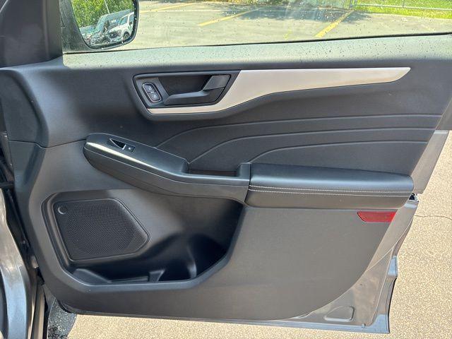 used 2022 Ford Escape car, priced at $22,000