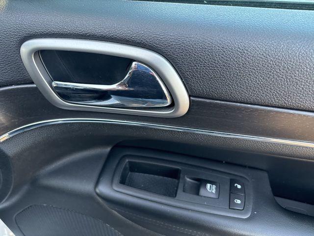used 2018 Jeep Grand Cherokee car, priced at $15,561