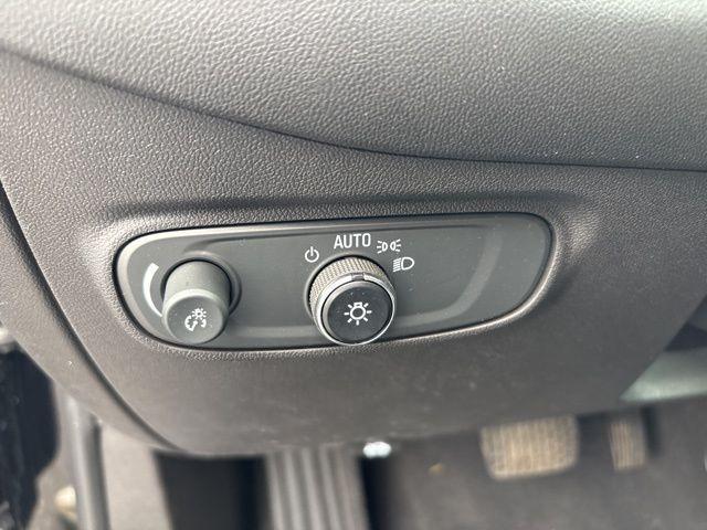 used 2022 Chevrolet Equinox car, priced at $22,000