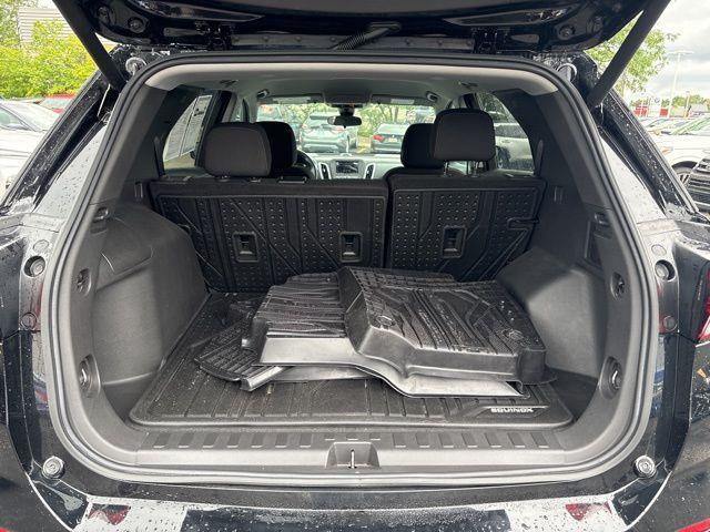 used 2022 Chevrolet Equinox car, priced at $22,000