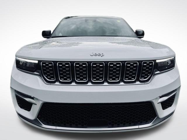 used 2025 Jeep Grand Cherokee car, priced at $52,000