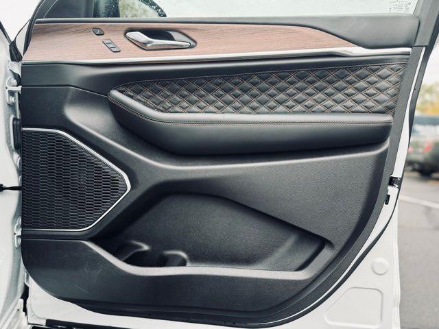 used 2025 Jeep Grand Cherokee car, priced at $52,000