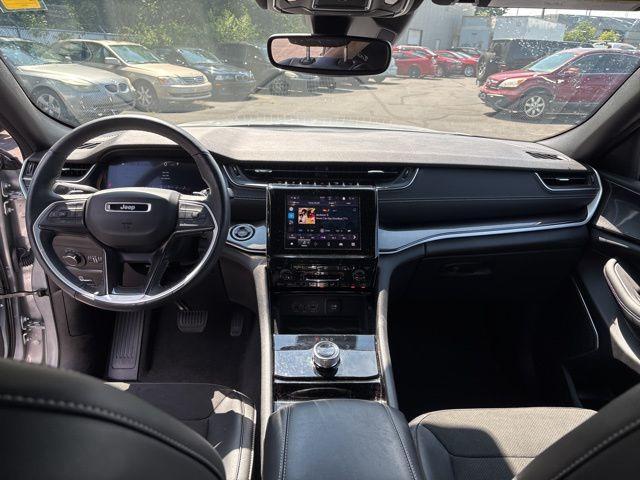 used 2022 Jeep Grand Cherokee car, priced at $33,603