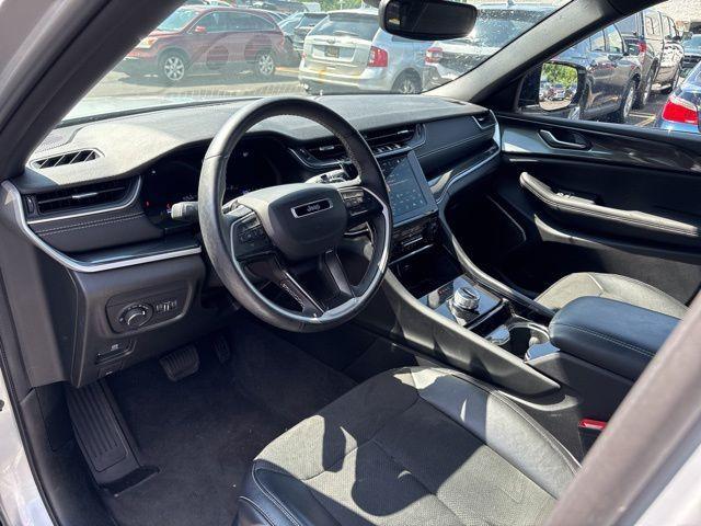 used 2022 Jeep Grand Cherokee car, priced at $33,603