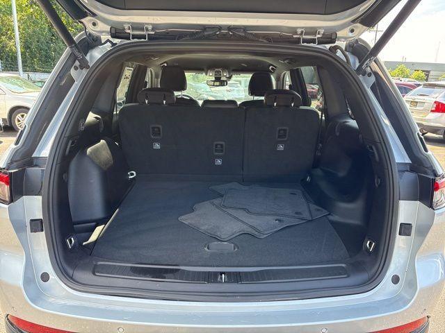 used 2022 Jeep Grand Cherokee car, priced at $33,603