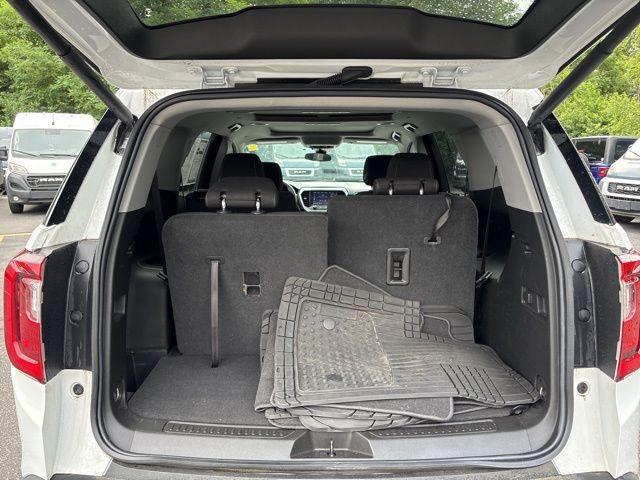 used 2023 GMC Acadia car, priced at $32,000