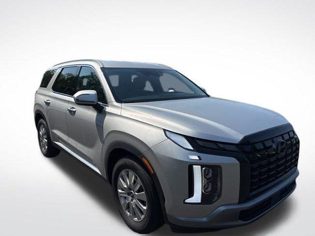 used 2024 Hyundai Palisade car, priced at $37,000