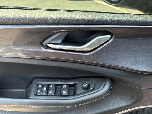 used 2022 Jeep Grand Cherokee car, priced at $29,000